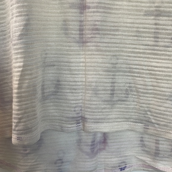 Cream Top With Lilac Arrow Designs - Picture 8 of 8